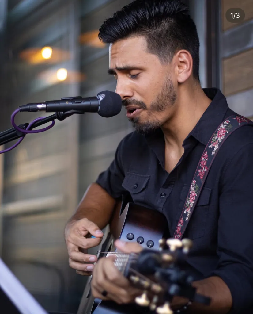 Live Music W/ Paul Valentine!